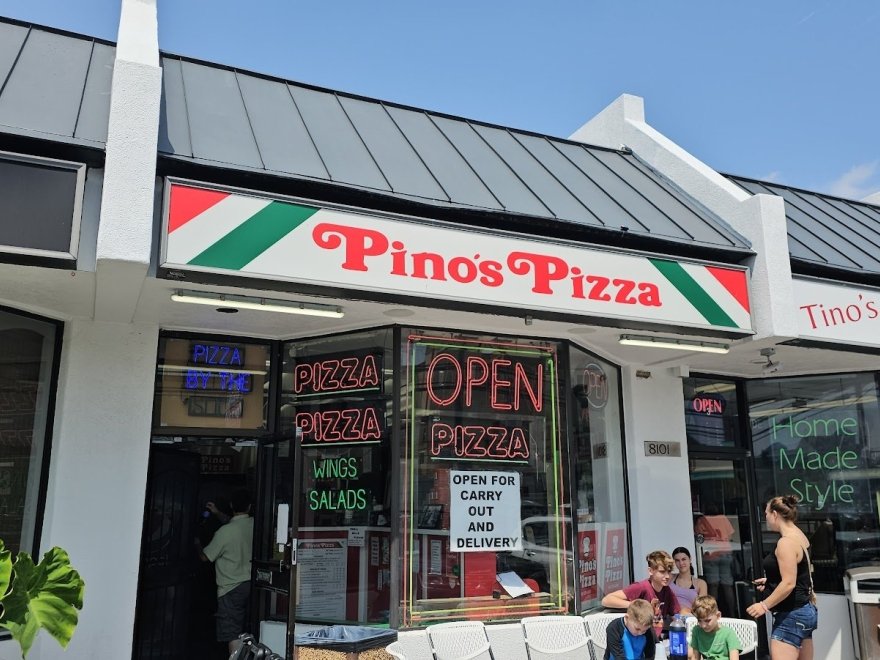 Pino's Pizza