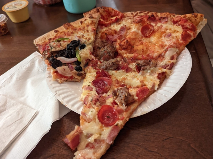 Pino's Pizza