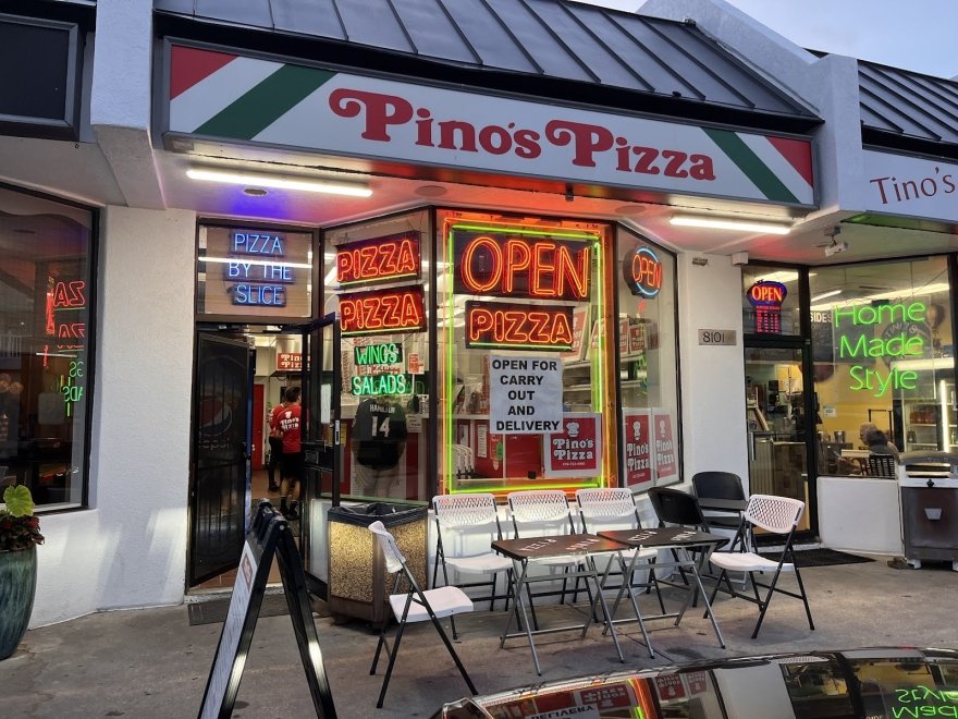 Pino's Pizza