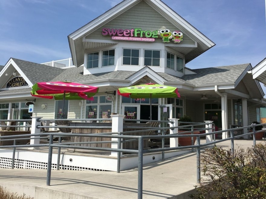 Sweet Frog Premium Frozen Yogurt