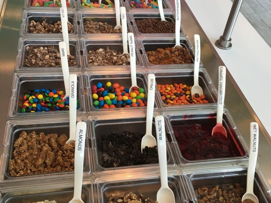 Sweet Frog Premium Frozen Yogurt