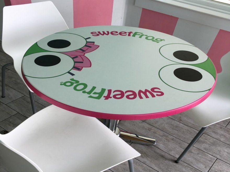 Sweet Frog Premium Frozen Yogurt