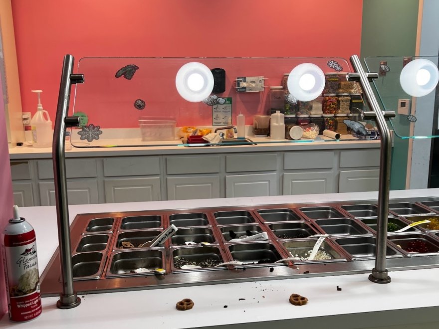Sweet Frog Premium Frozen Yogurt