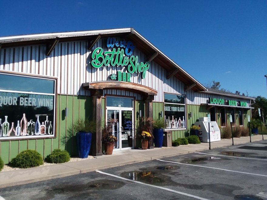 West-O Bottle Shop & Bar