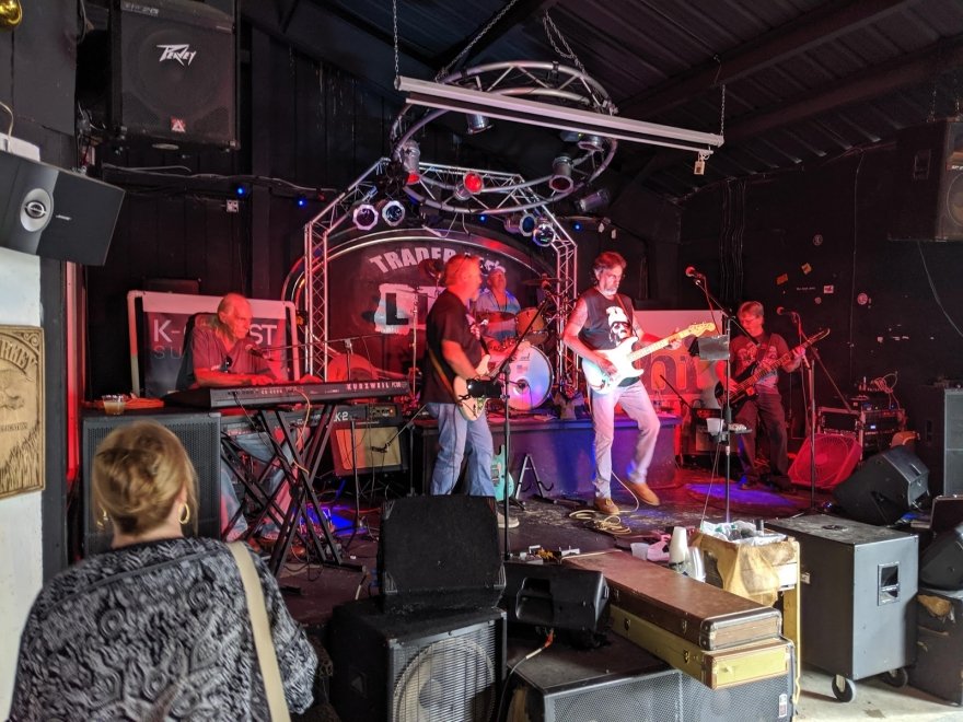 Trader Lee's House Of Rock