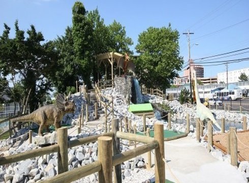 Nick's Mini Golf - Nick's 21st Street Jurassic Golf & Ropes Course