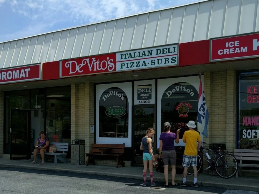 DeVito's Italian Deli & Sub