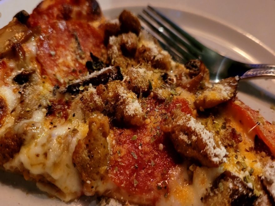Fox's Pizza (Carryout & Delivery)