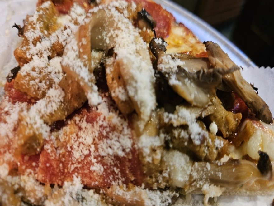 Fox's Pizza (Carryout & Delivery)