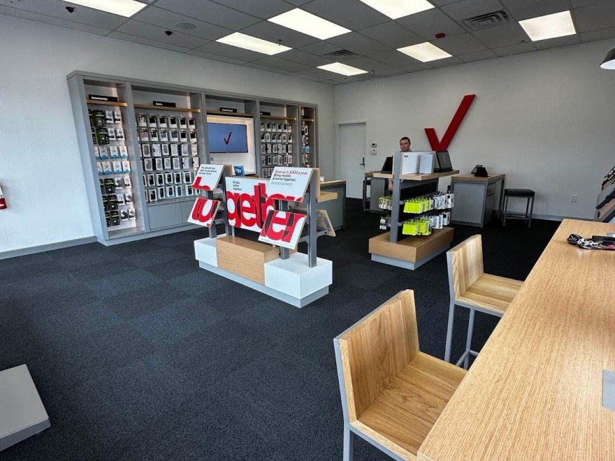 Verizon Authorized Retailer - TCC