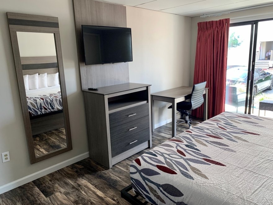 Simple Life Motel