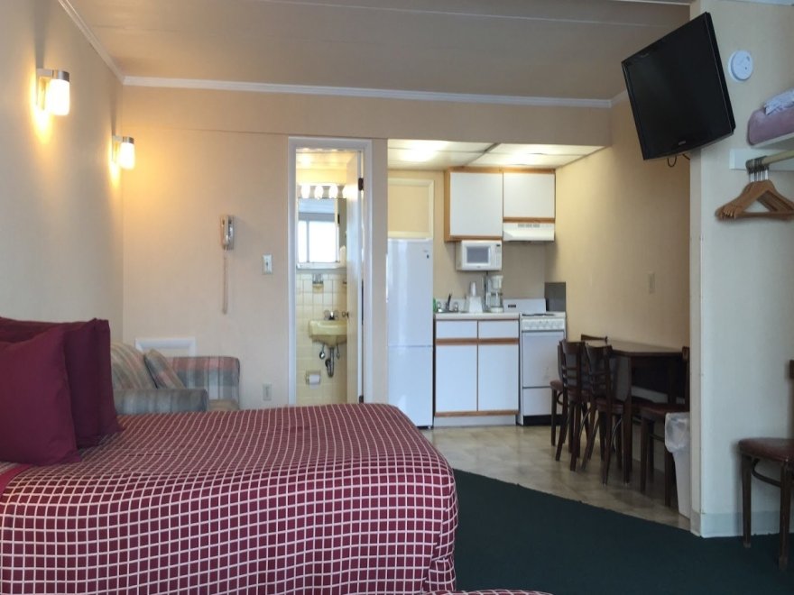 Simple Life Motel