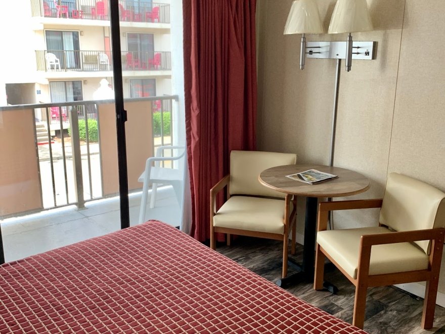 Simple Life Motel