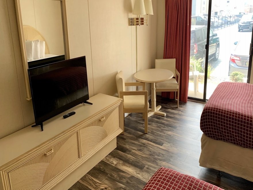 Simple Life Motel