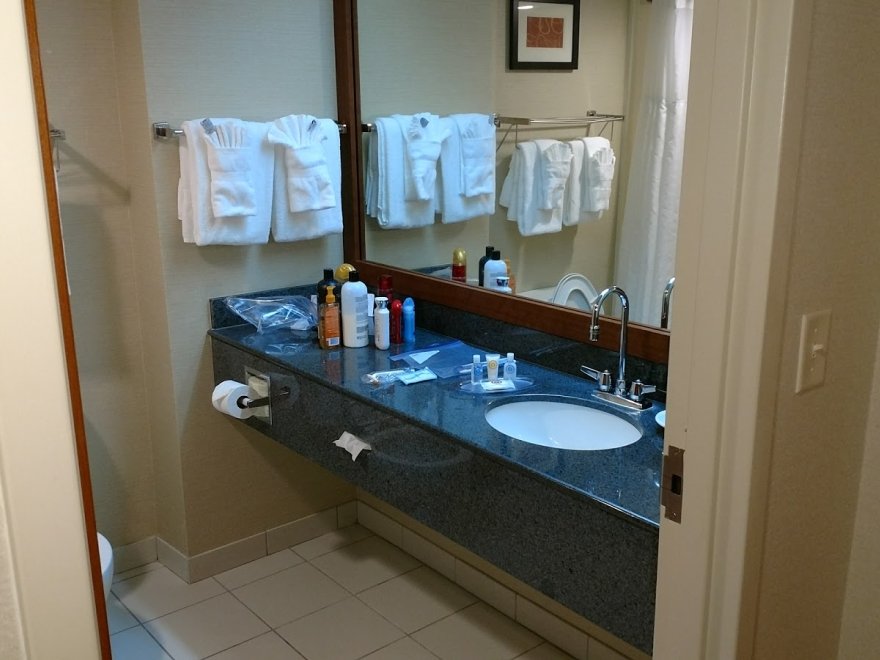Comfort Suites