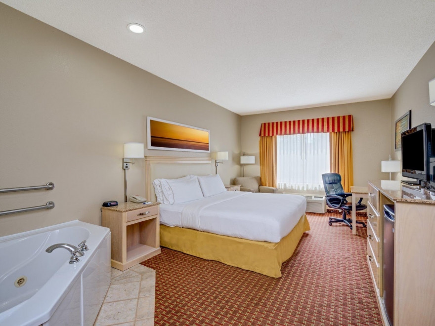 Holiday Inn Express Pocomoke City, an IHG Hotel