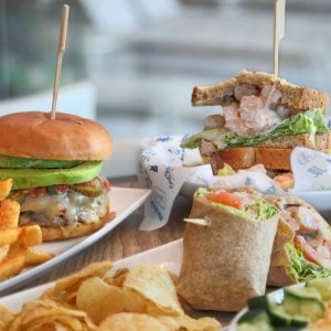 Coral Reef Restaurant & Bar