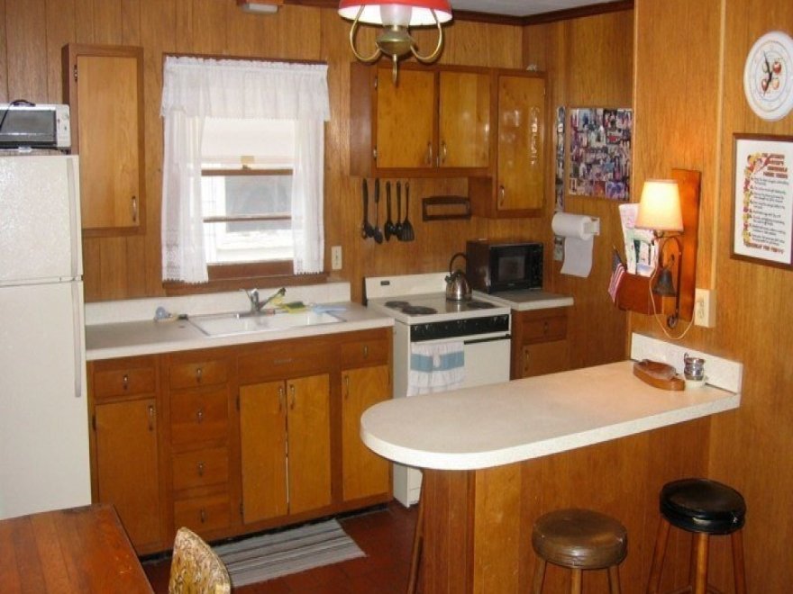 Collinwood Apartments