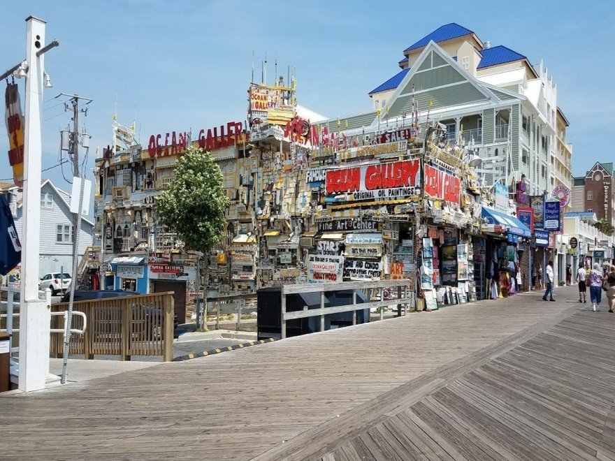 Ocean Gallery