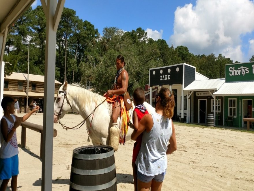 Sun Outdoors Frontier Town Water Park