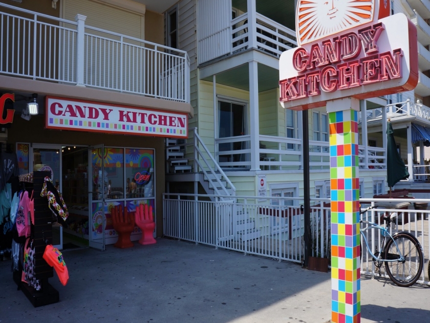 Candy Kitchen on 6th Street