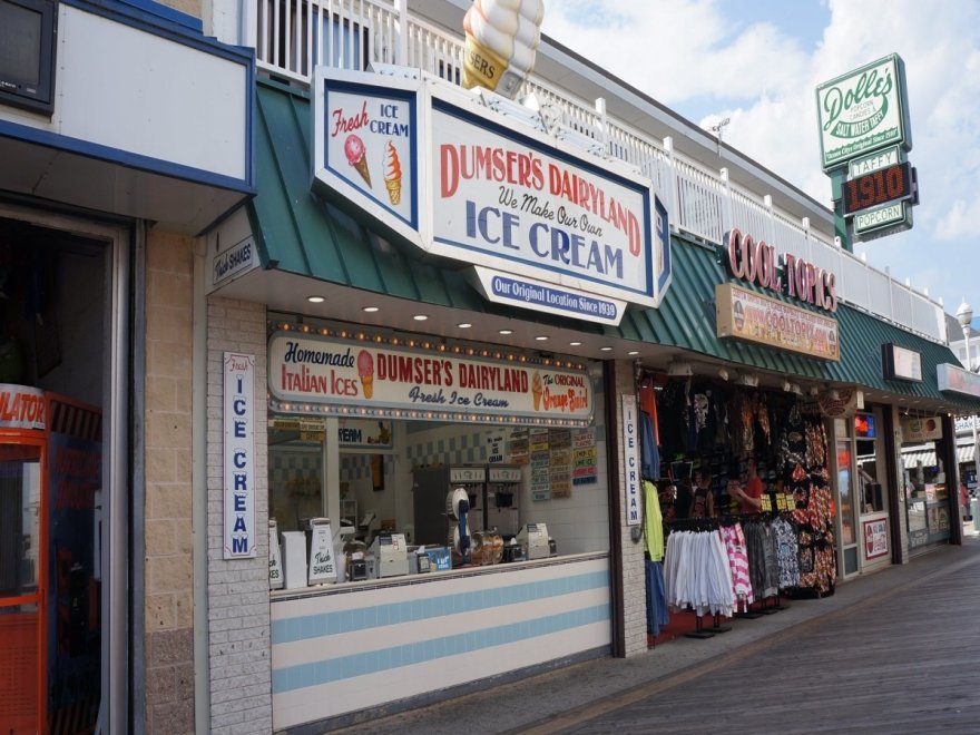 Dumser's Dairyland Original Boardwalk Location