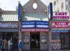 Mark Douglas Jewelers on 2nd Street