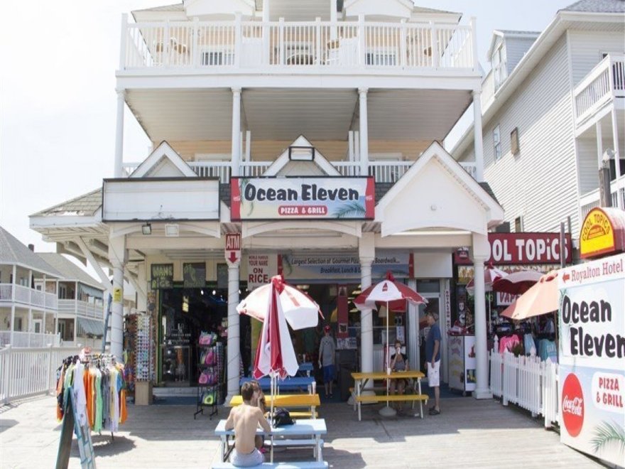 Ocean Eleven Pizza & Grill