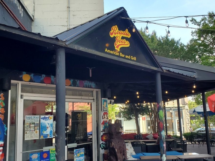 Roadie Joe's Bar & Grill