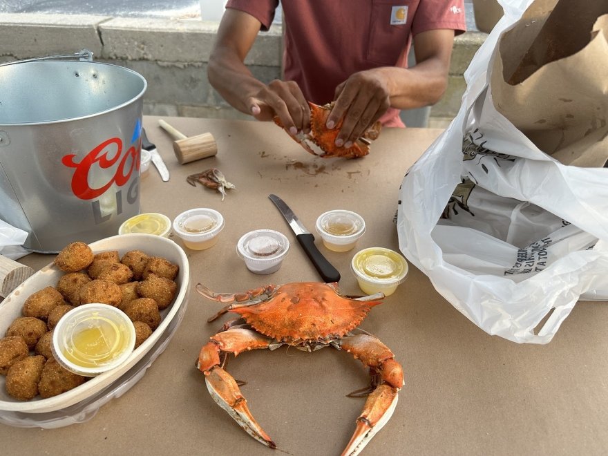 Victoria's Seafood & Crabs