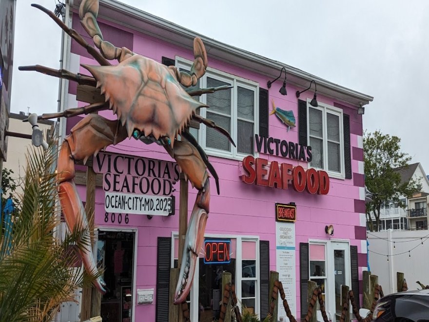 Victoria's Seafood & Crabs