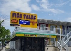 Fish Tales Boardwalk Inn