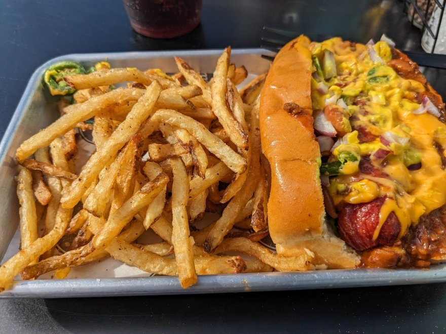 Surfin Betty’s Burger Bar