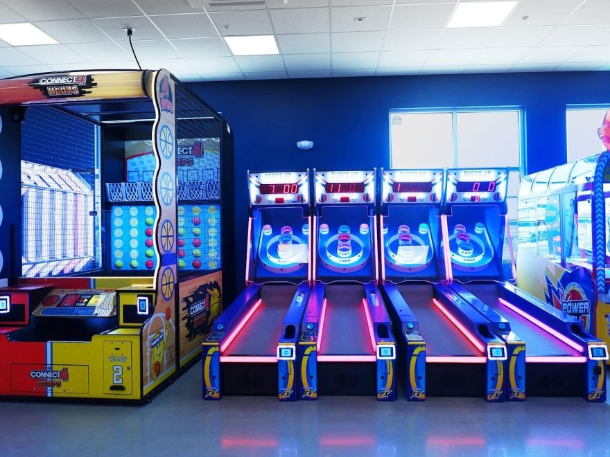 Surf's Up Arcade