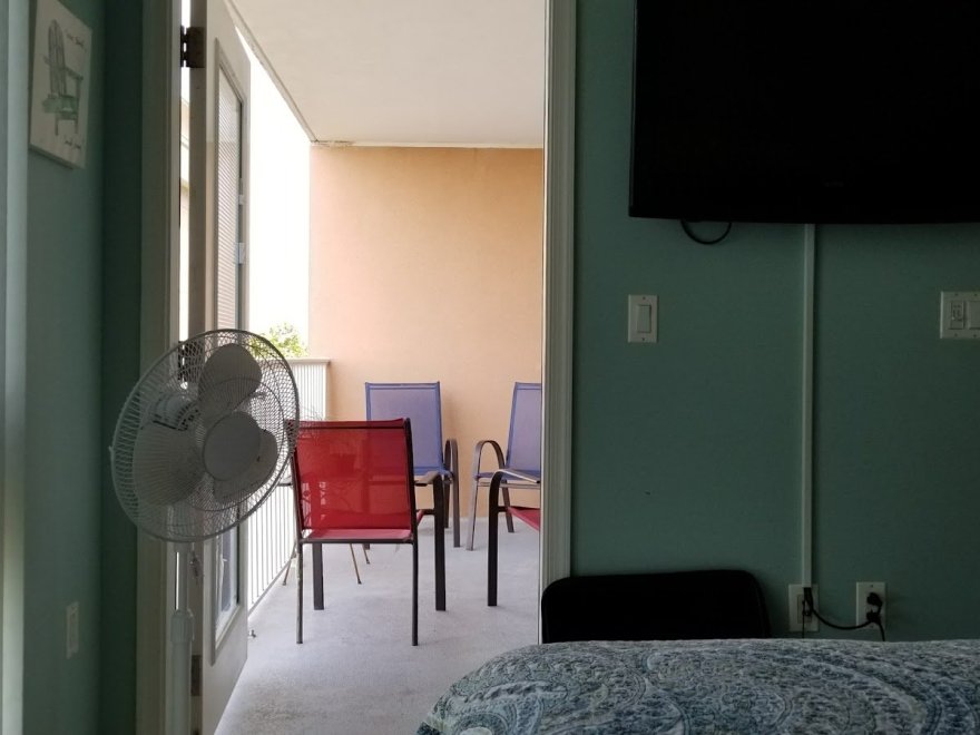 Makai Condominiums (608)