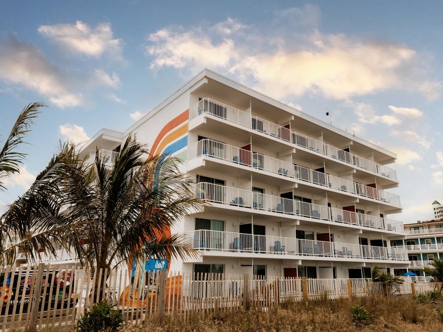 SeaLoft Oceanfront Hotel