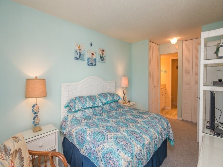 CENTURY 21 New Horizon