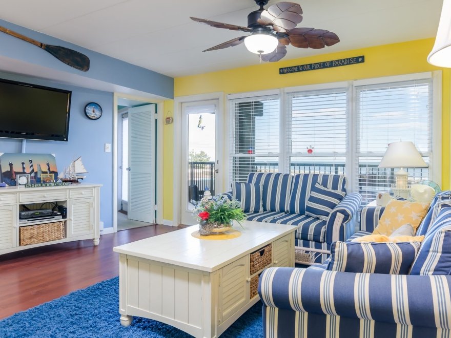 CENTURY 21 New Horizon