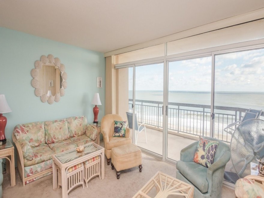 CENTURY 21 New Horizon