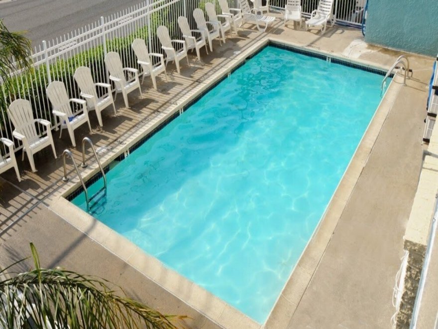 Coastal Palms Beach Hotel