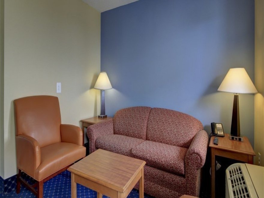 Coastal Palms Beach Hotel