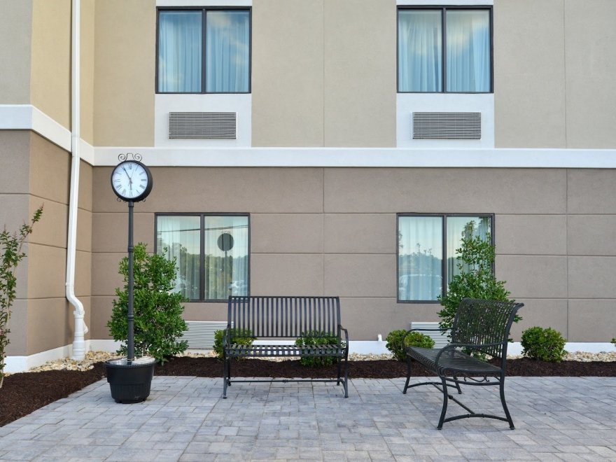 Holiday Inn Express & Suites West Ocean City, an IHG Hotel