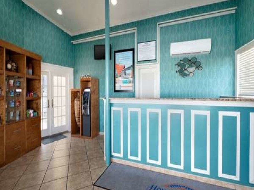 Howard Johnson by Wyndham Ocean City Oceanfront