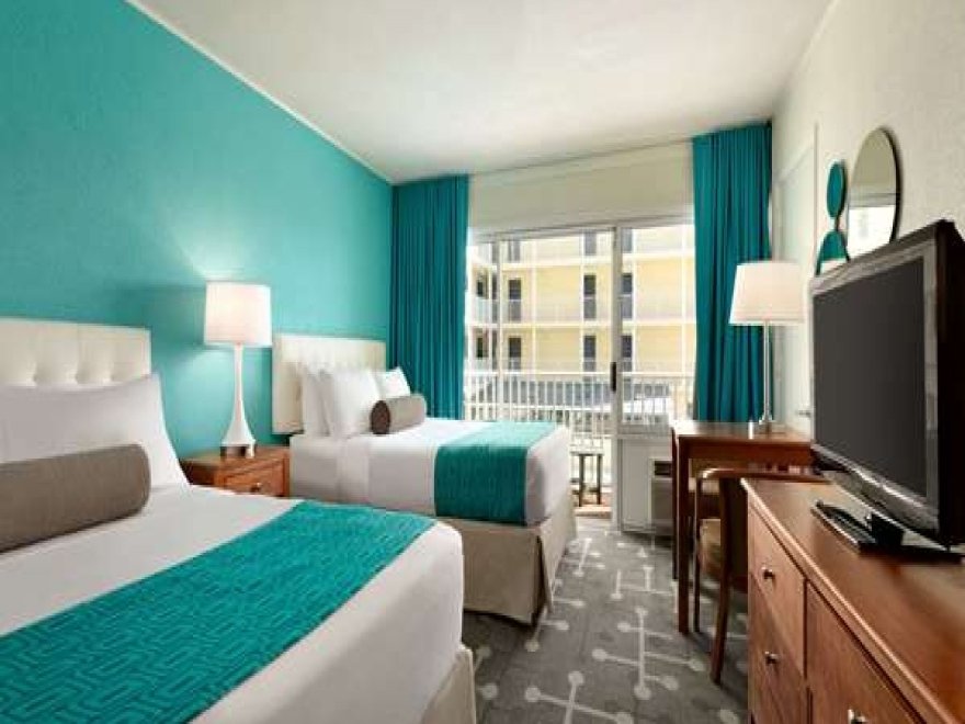 Howard Johnson by Wyndham Ocean City Oceanfront