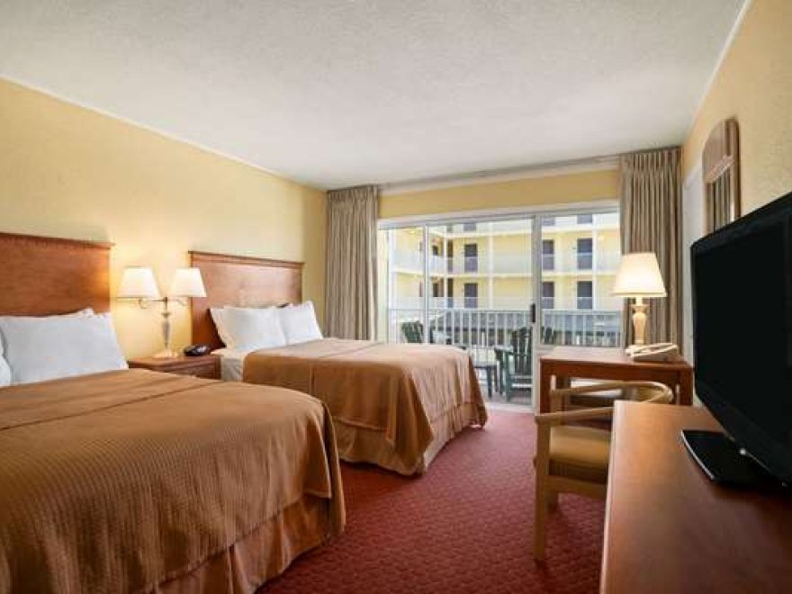 Howard Johnson by Wyndham Ocean City Oceanfront