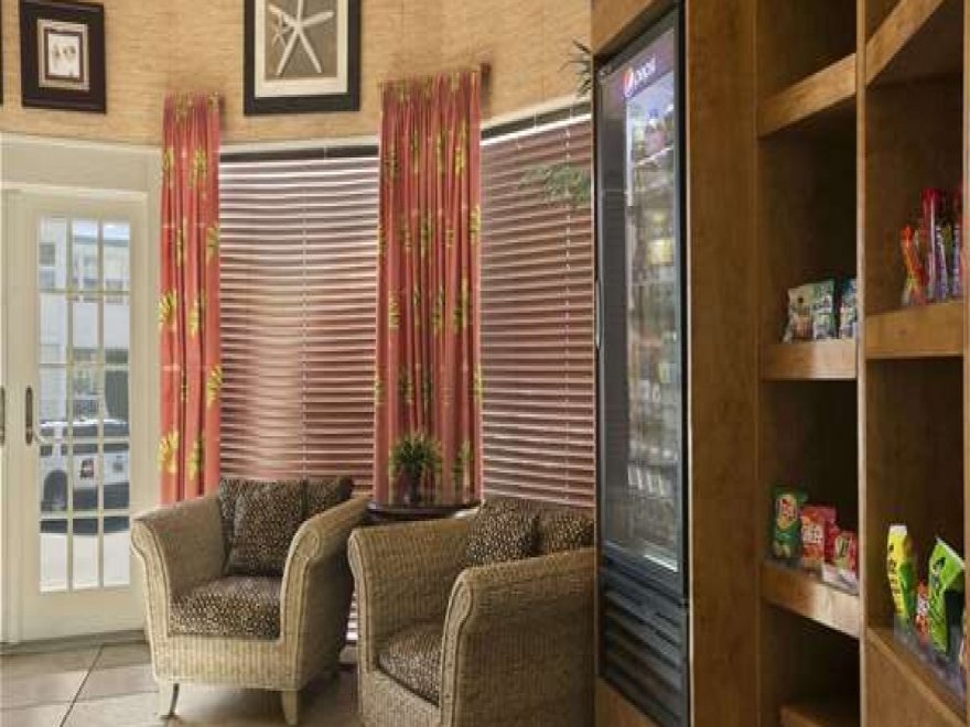 Howard Johnson by Wyndham Ocean City Oceanfront