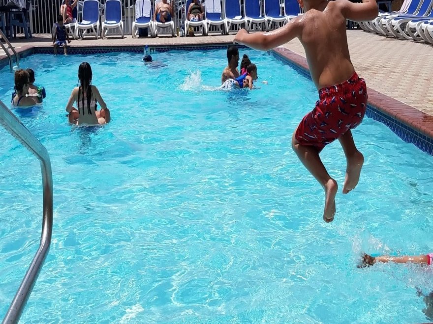 Howard Johnson by Wyndham Ocean City Oceanfront