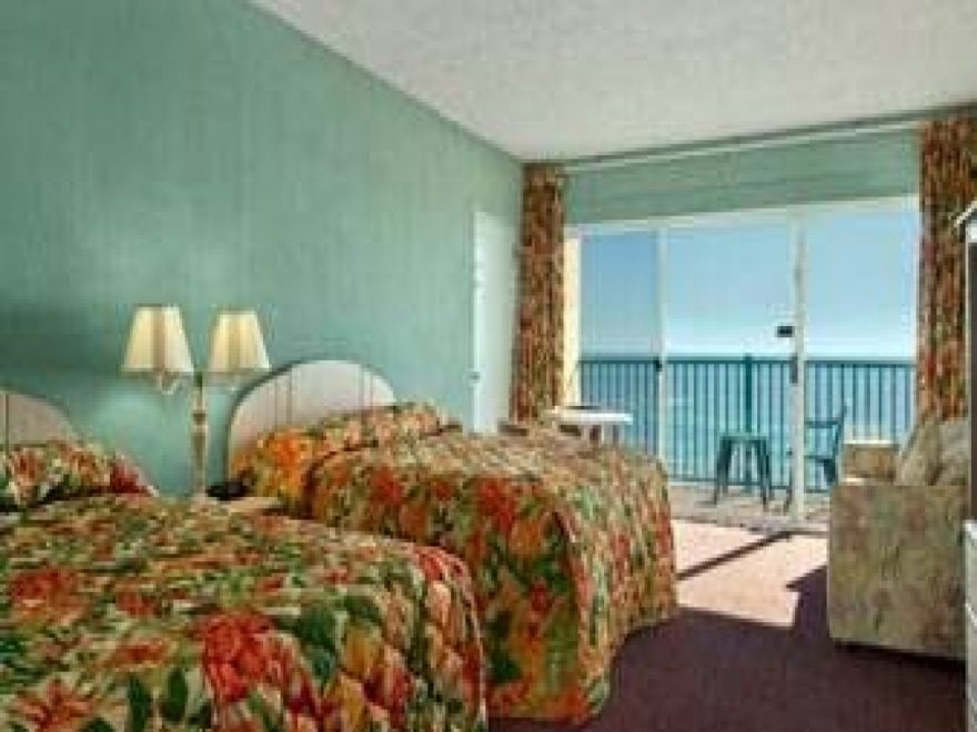 Howard Johnson by Wyndham Ocean City Oceanfront