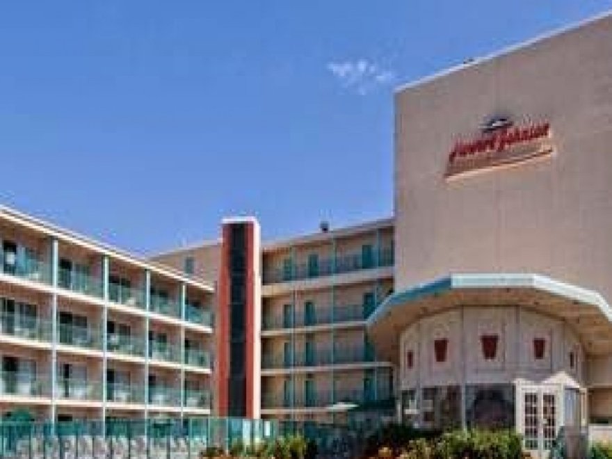 Howard Johnson by Wyndham Ocean City Oceanfront
