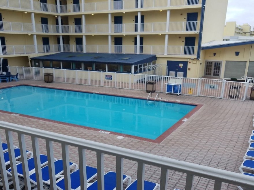 Howard Johnson by Wyndham Ocean City Oceanfront